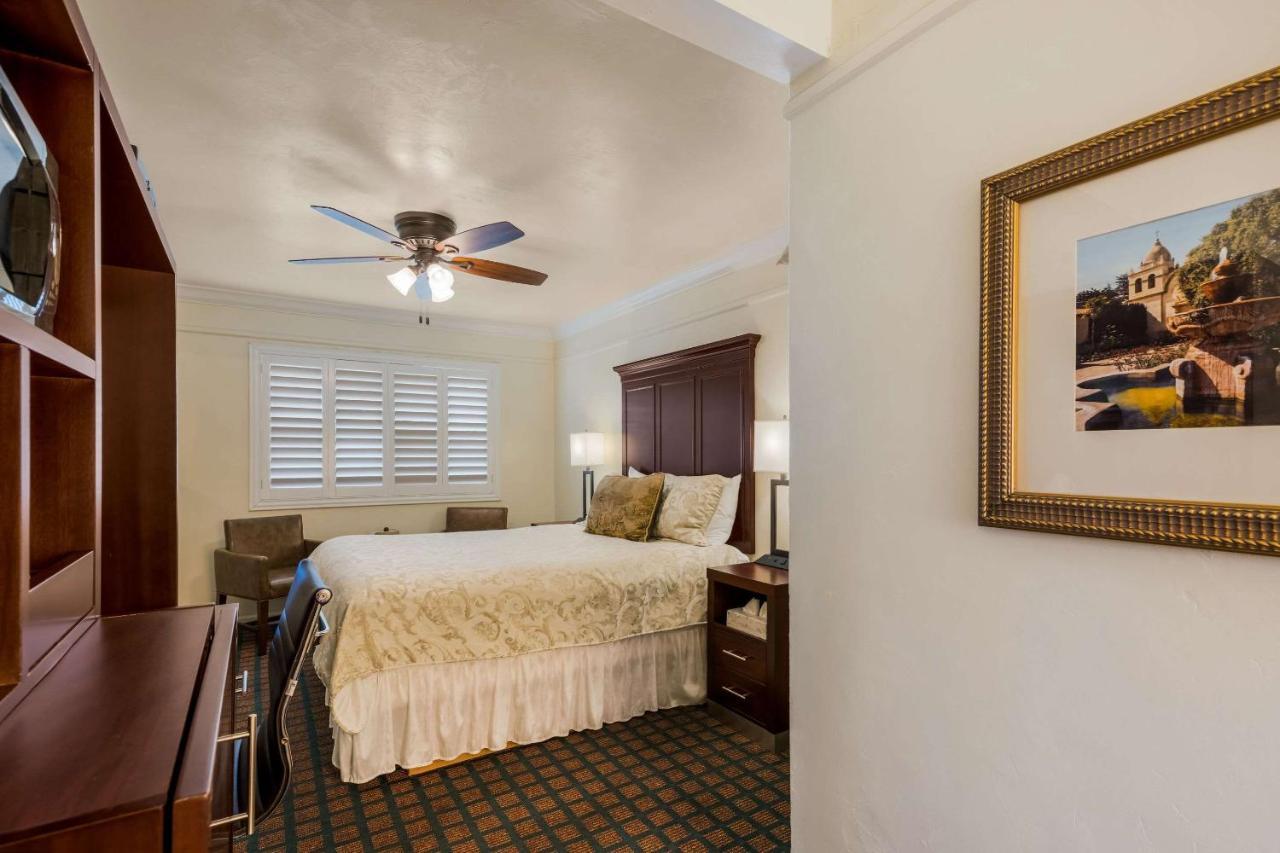 Clarion Collection Carmel Oaks Inn Ngoại thất bức ảnh