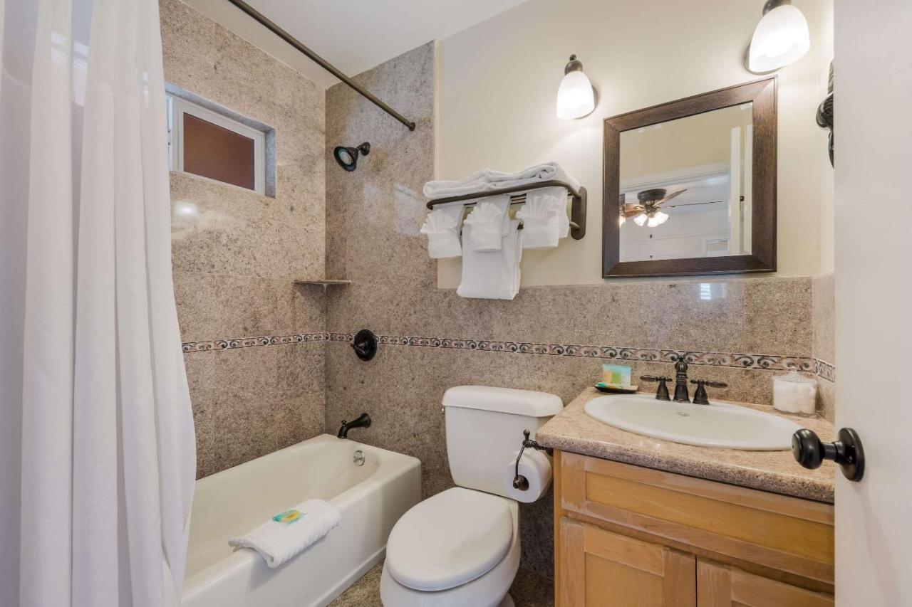 Clarion Collection Carmel Oaks Inn Ngoại thất bức ảnh